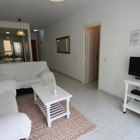 Carihuela Beach Apartment, 2Nd Line Torremolinos Eksteriør bilde