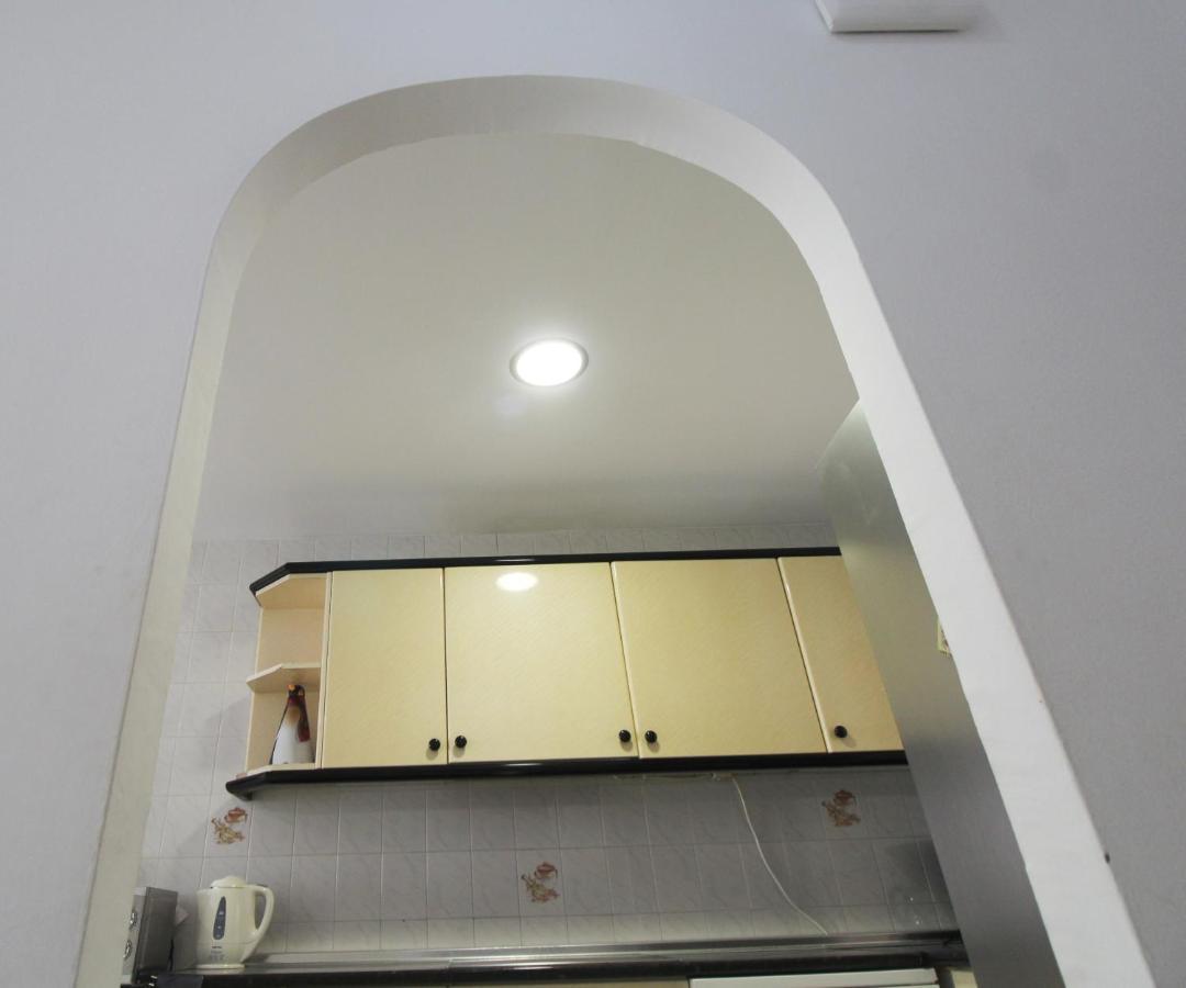 Carihuela Beach Apartment, 2Nd Line Torremolinos Eksteriør bilde