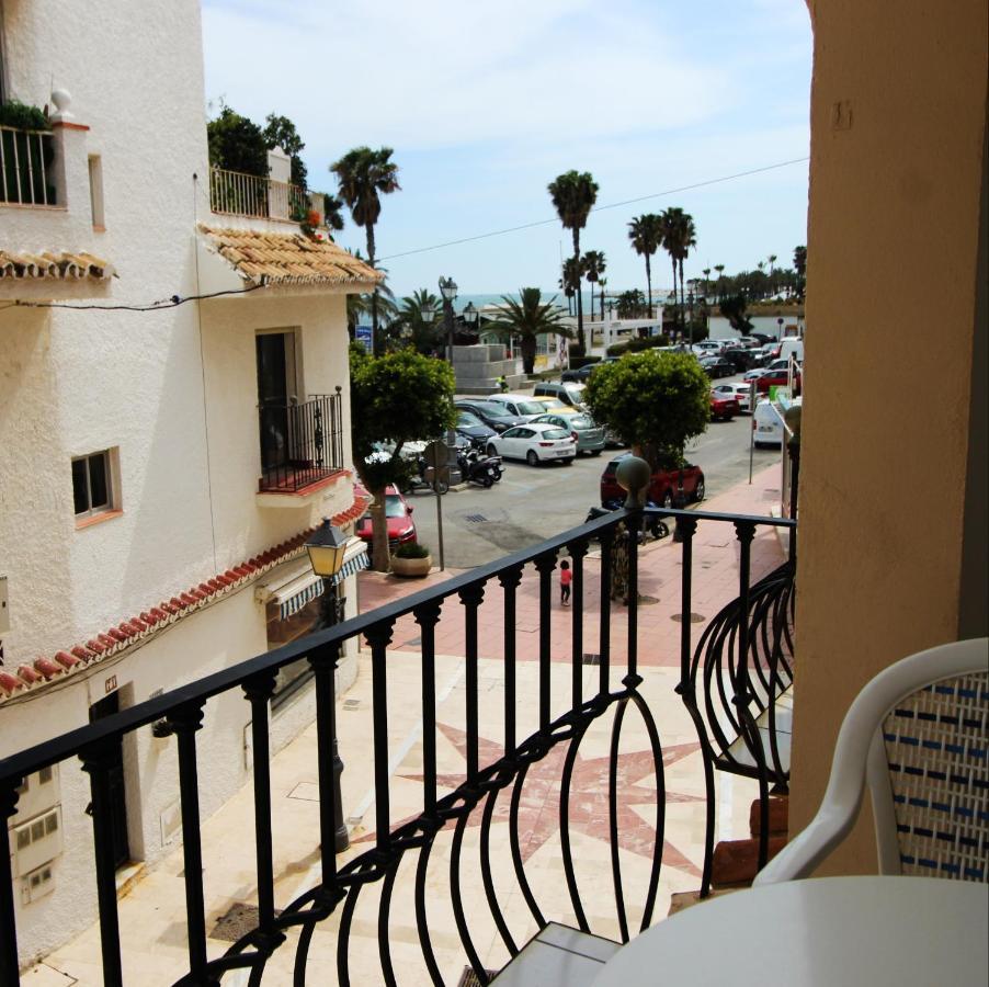 Carihuela Beach Apartment, 2Nd Line Torremolinos Eksteriør bilde